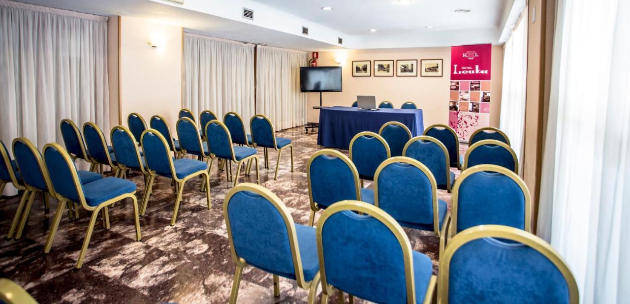 Hotel Leuka لقنت المظهر الخارجي الصورة