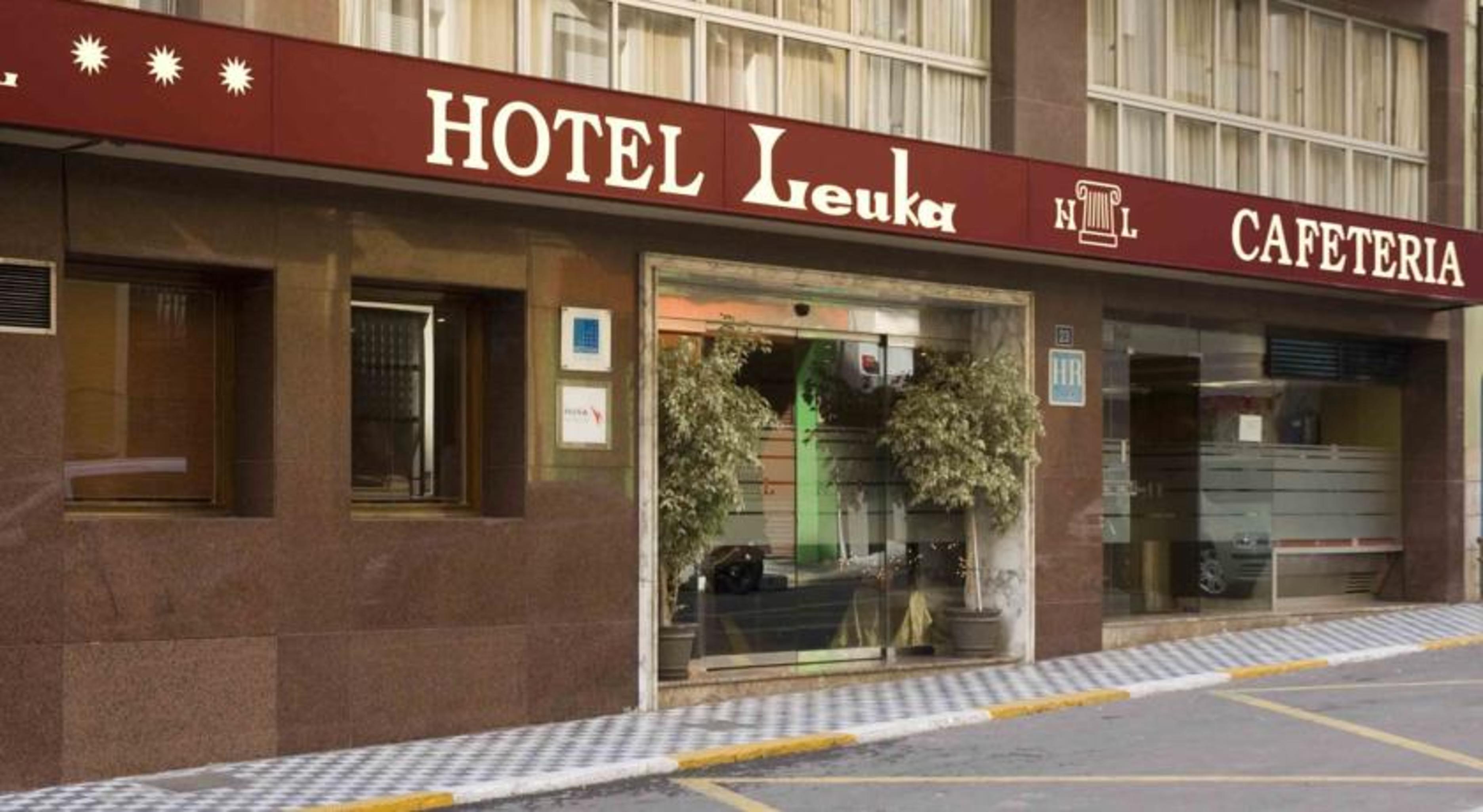 Hotel Leuka لقنت المظهر الخارجي الصورة