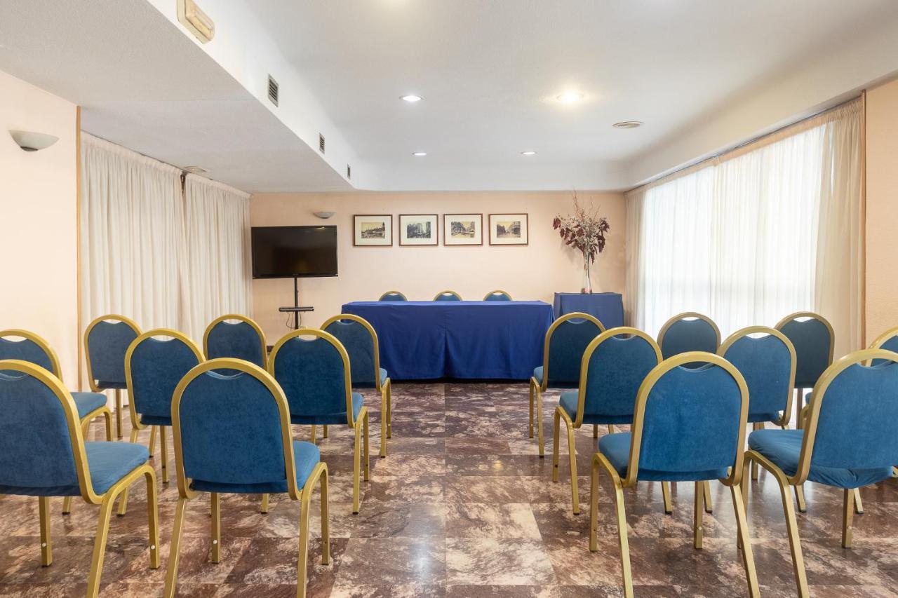 Hotel Leuka لقنت المظهر الخارجي الصورة