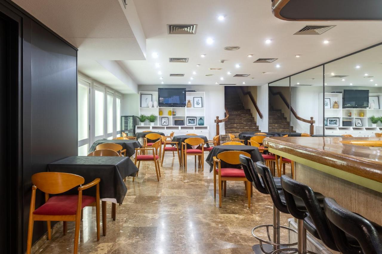 Hotel Leuka لقنت المظهر الخارجي الصورة