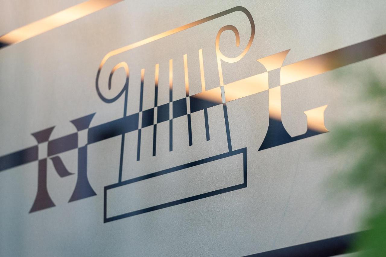 Hotel Leuka لقنت المظهر الخارجي الصورة