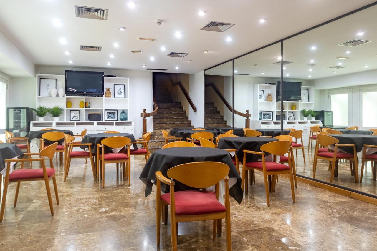 Hotel Leuka لقنت المظهر الخارجي الصورة
